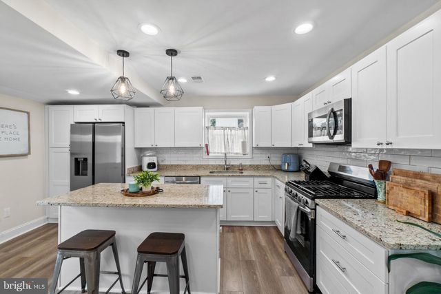 610 MEADOW RD, Baltimore, MD 21206