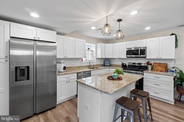 610 MEADOW RD, Baltimore, MD 21206