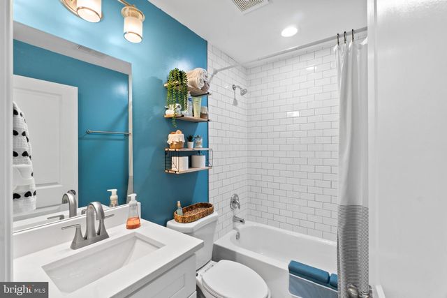 610 MEADOW RD, Baltimore, MD 21206