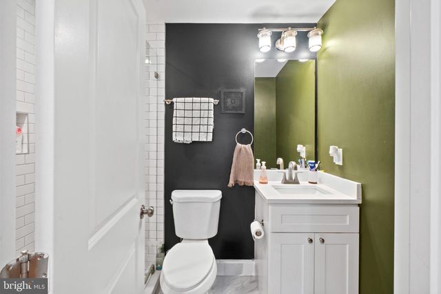 610 MEADOW RD, Baltimore, MD 21206