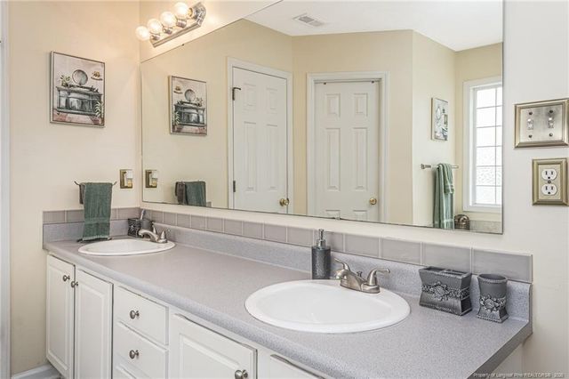 325 Peterson Place, Fayetteville, NC 28301