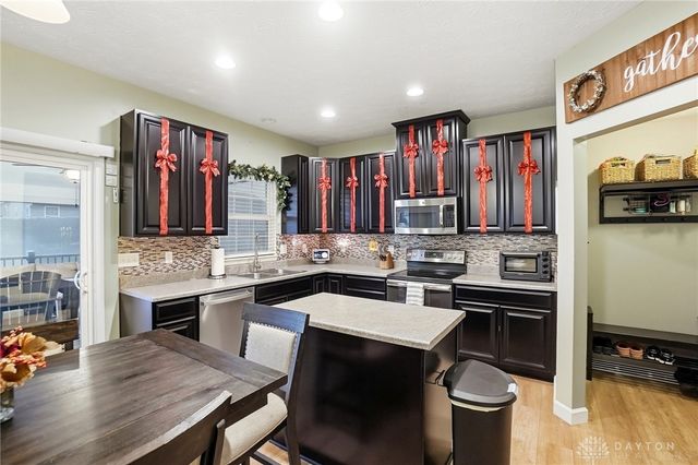 7384 Ballauer Place, Dayton, OH 45424