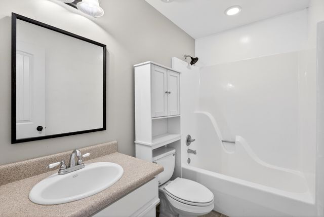 278 Holden Dr, Inman, SC 29349