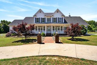 278 Holden Dr, Inman, SC 29349
