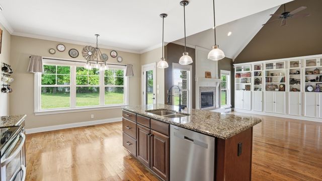 632 Tybarber Ave, Murfreesboro, TN 37129