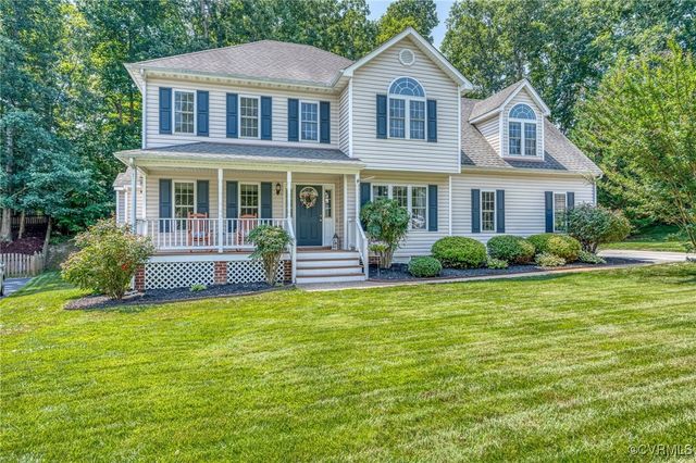 12315 Hillcreek Cir, Midlothian, VA 23112
