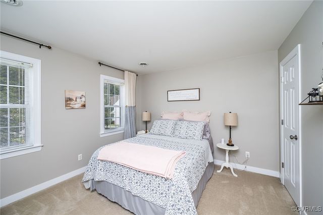12315 Hillcreek Cir, Midlothian, VA 23112