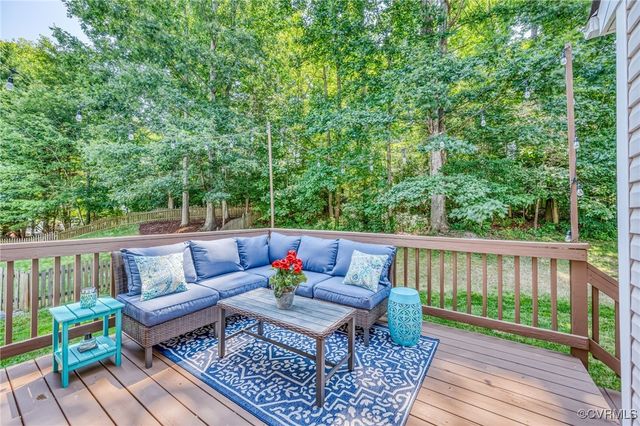 12315 Hillcreek Cir, Midlothian, VA 23112