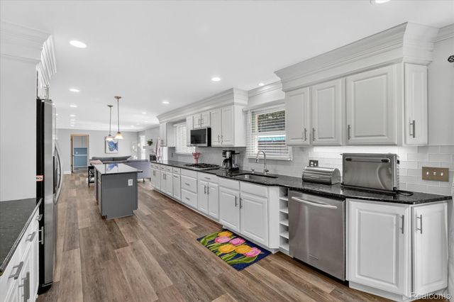 4121 Antique Lane, Bloomfield Hills, MI 48302