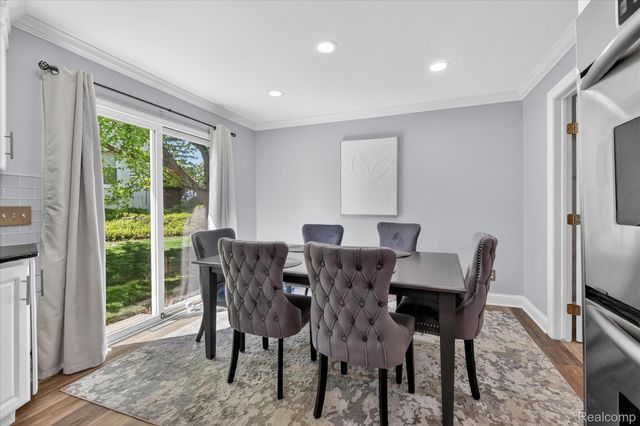 4121 Antique Lane, Bloomfield Hills, MI 48302