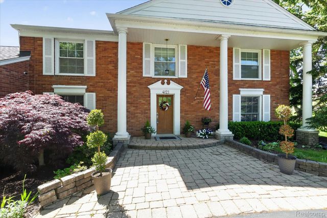 4121 Antique Lane, Bloomfield Hills, MI 48302