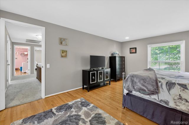 4121 Antique Lane, Bloomfield Hills, MI 48302