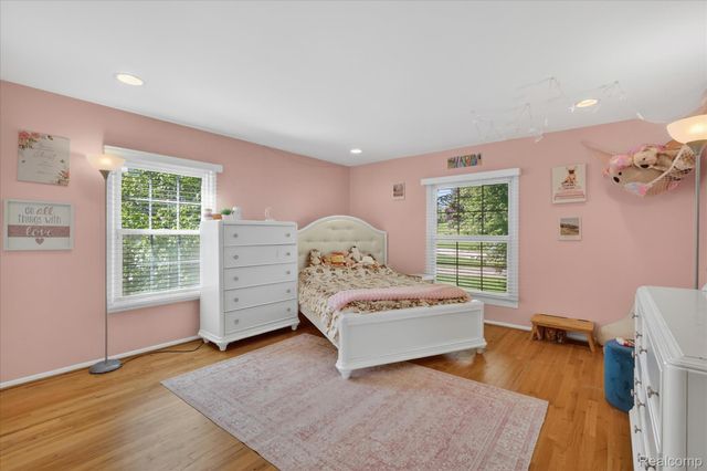 4121 Antique Lane, Bloomfield Hills, MI 48302