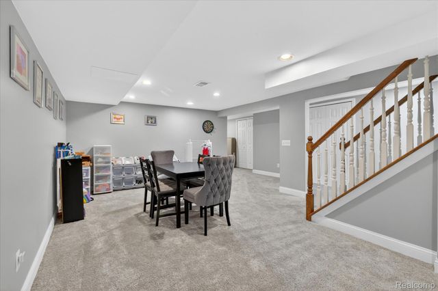 4121 Antique Lane, Bloomfield Hills, MI 48302