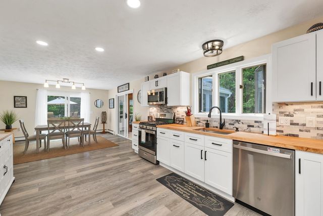 52 Meadow Lane, Belmont, NH 03220