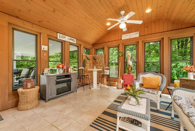 52 Meadow Lane, Belmont, NH 03220