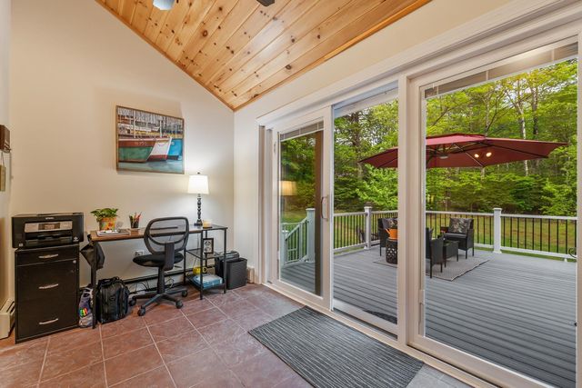 52 Meadow Lane, Belmont, NH 03220