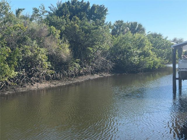 2402 LARKSPUR DRIVE, Punta Gorda, FL 33950