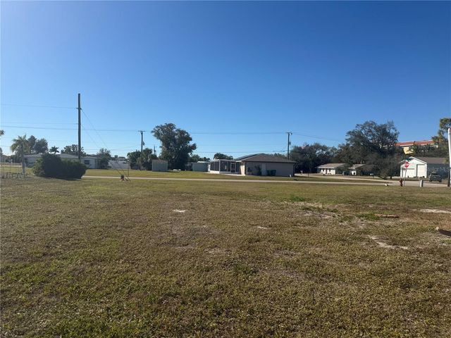 2402 LARKSPUR DRIVE, Punta Gorda, FL 33950