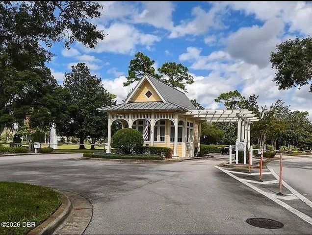 173 Old Moss Circle, Deland, FL 32724
