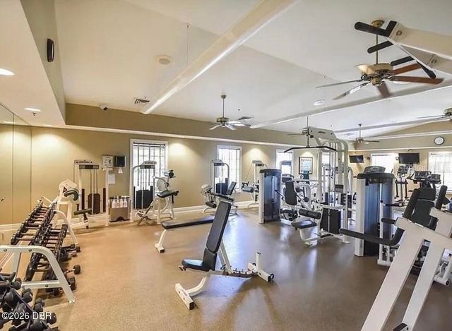 173 Old Moss Circle, Deland, FL 32724