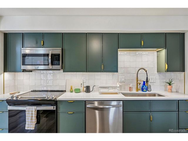 8644 W 66th Cir, Arvada, CO 80004