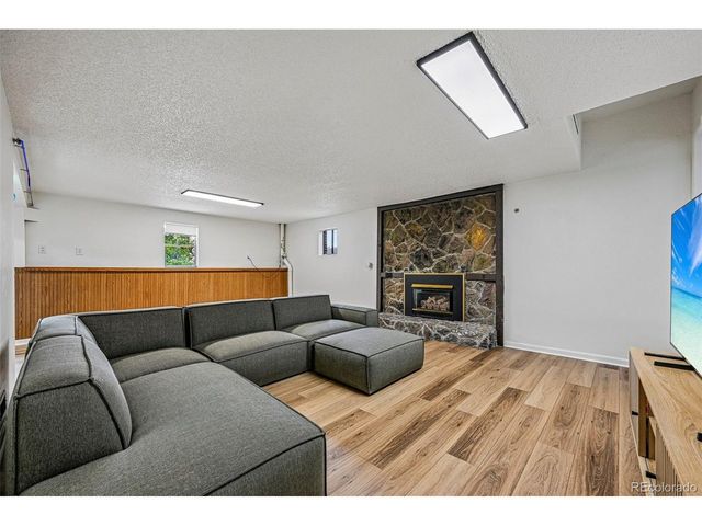 8644 W 66th Cir, Arvada, CO 80004