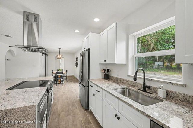2678 PINE AVENUE, Mims, FL 32754
