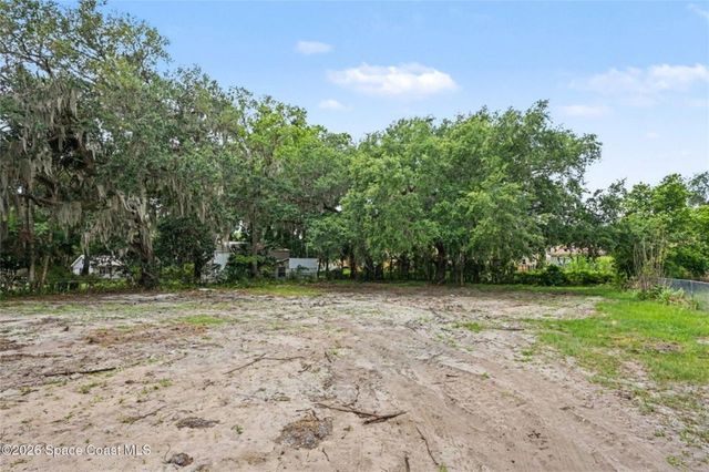 2678 PINE AVENUE, Mims, FL 32754