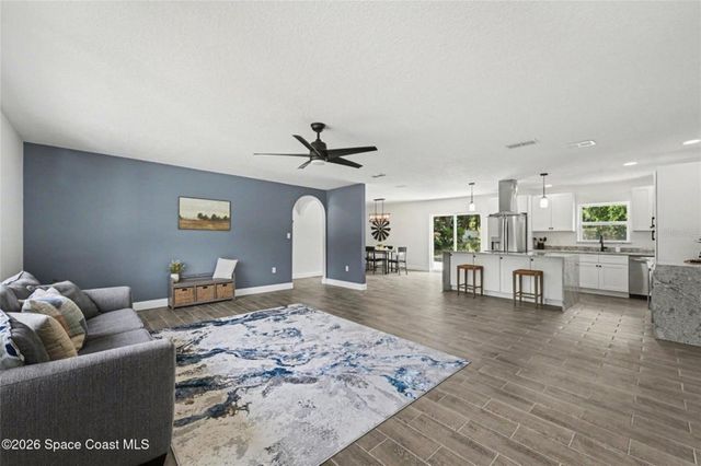 2678 PINE AVENUE, Mims, FL 32754