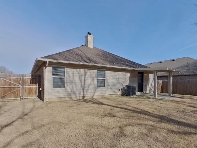 736 Elizabeth Drive, Burleson, TX 76028
