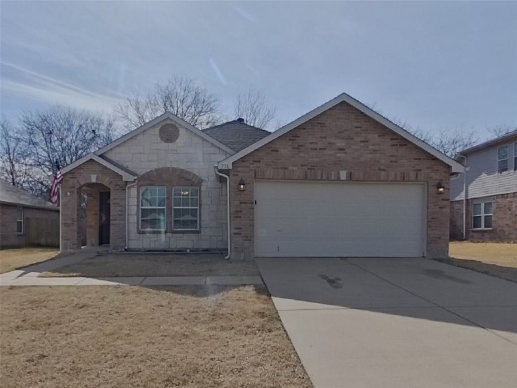 736 Elizabeth Drive, Burleson, TX 76028