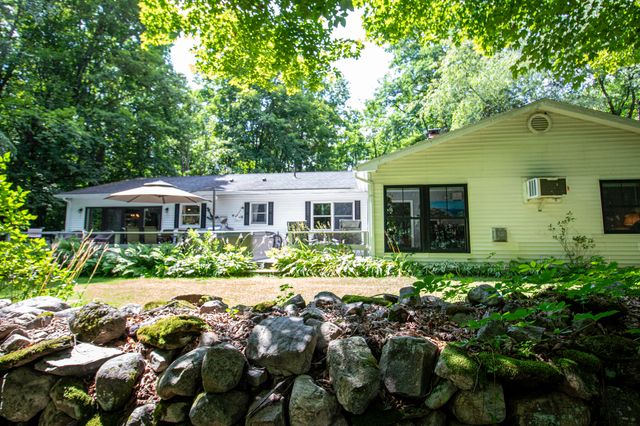 864 O'Neil Road, West Chazy, NY 12992