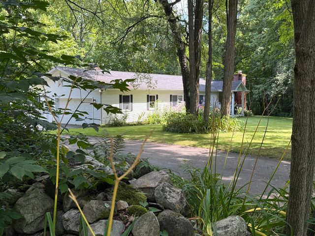 864 O'Neil Road, West Chazy, NY 12992