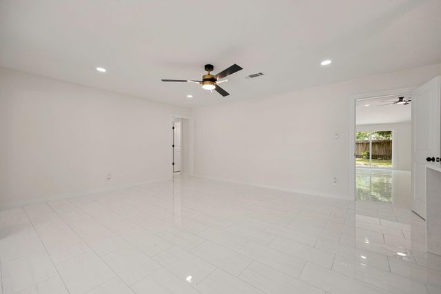 1510 Spillers Lane, Houston, TX 77043