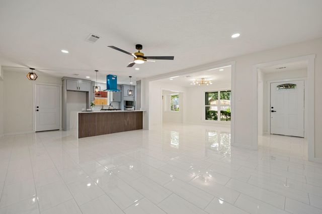 1510 Spillers Lane, Houston, TX 77043