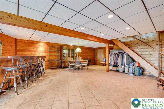 141 Longview Drive, Ross Twp, PA 18353