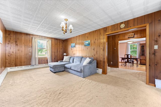 1667 ROUTE 100, Barto, PA 19504