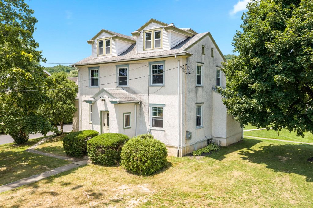 1667 ROUTE 100, Barto, PA 19504