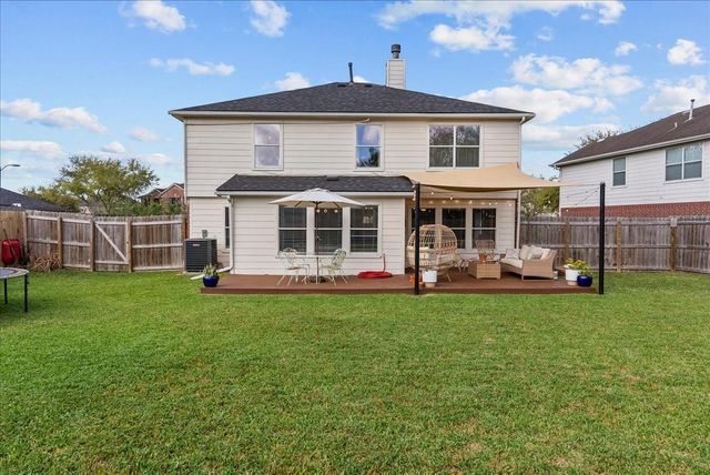 16235 Constitution Lane, Friendswood, TX 77546