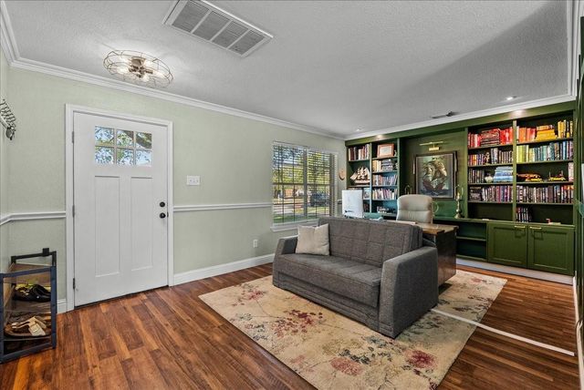 16235 Constitution Lane, Friendswood, TX 77546