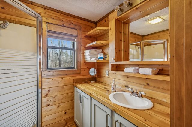 289 Dunn Ridge Rd, Baxter, TN 38544