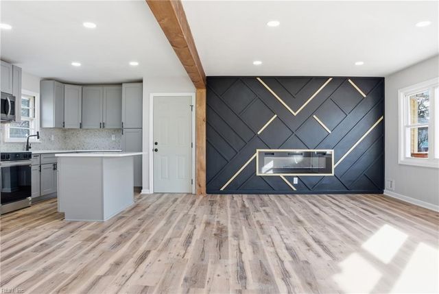 1864 Branchwood ST, Norfolk, VA 23518