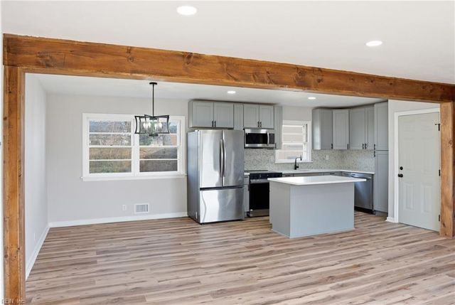 1864 Branchwood ST, Norfolk, VA 23518