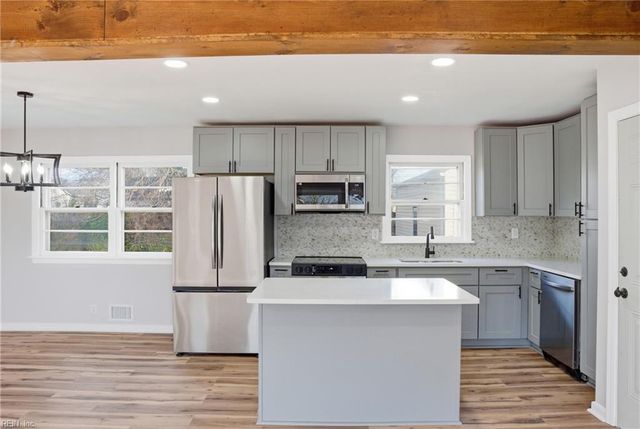 1864 Branchwood ST, Norfolk, VA 23518