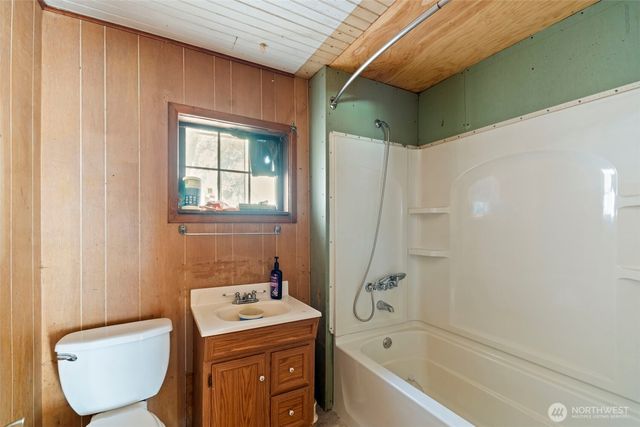 425 Winston Creek Road, Mossyrock, WA 98564