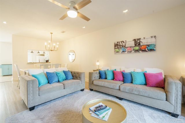 6079 Valhalla Ave, Pensacola, FL 32507