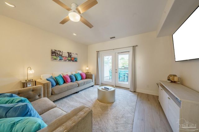 6079 Valhalla Ave, Pensacola, FL 32507