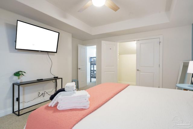 6079 Valhalla Ave, Pensacola, FL 32507