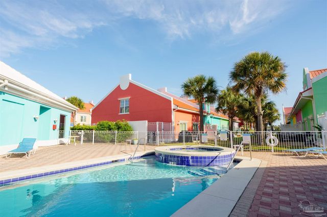 6079 Valhalla Ave, Pensacola, FL 32507